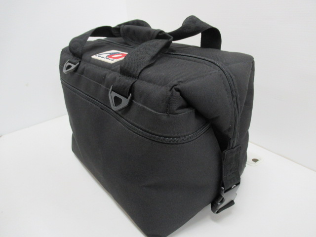 AO Coolers（エーオークーラーズ）  キャンバス ソフトクーラー 24P