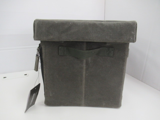 asobito（アソビト）  チェアサイドジッパーコンテナ（2）