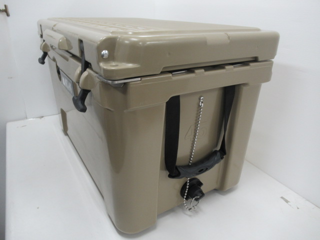 VASTLAND（ヴァストランド）  タフクーラーボックス 42.5L  T型フックタイプ タン