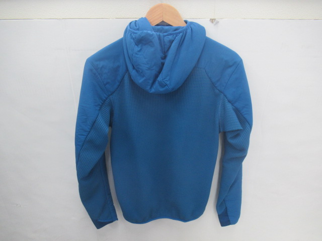 patagonia（パタゴニア）  ナノエア ライト ハイブリッドフーディ