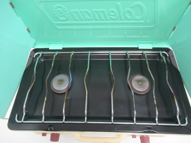 Coleman（コールマン）  ILパワーハウスLPツーバーナーストーブ2