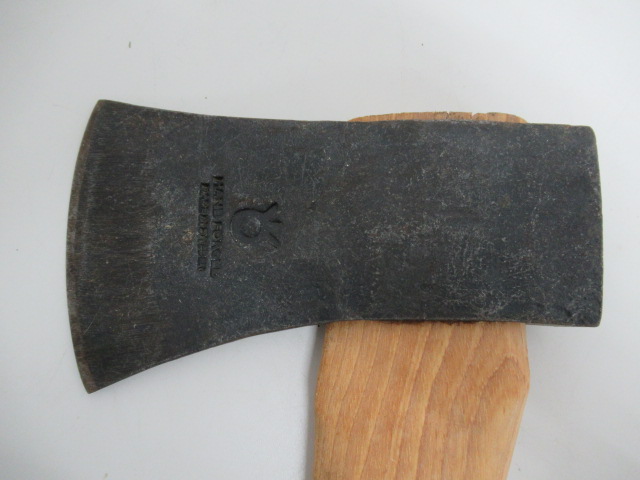 Husqvarna（ハスクバーナ）  ハチェット ヤンキー 38cm 手斧 木製ハンドル