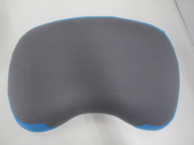 SEA TO SUMMIT（シートゥーサミット）  エアロプレミアムピロー レギュラー 2点セット