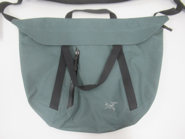 ARC'TERYX（アークテリクス）  GRANVILLE SHOULDER BAG