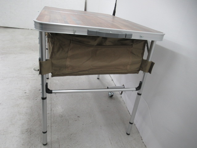 VASTLAND（ヴァストランド）  ストレージ付きアウトドアテーブル 90cm×60cm