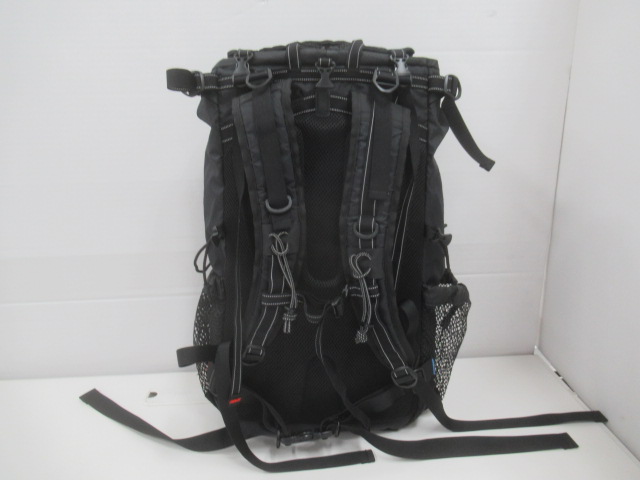 and wander（アンドワンダー）  X-Pac 30L backpack