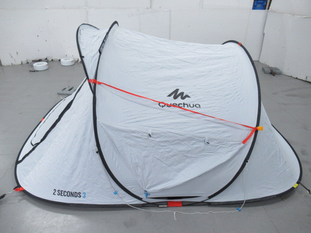 Quechua（ケシュア）  2 SECONDS EASY 3 FRESH&BLACK