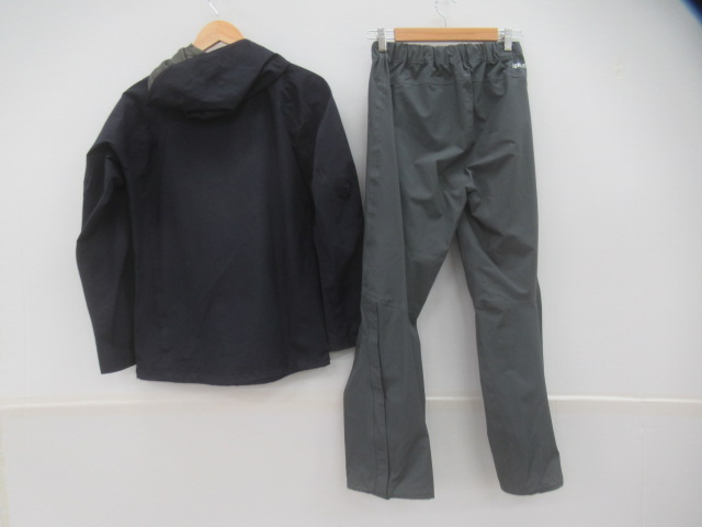 berghaus（バーグハウス）  ゴアテックスストームトレッカースーツ レディース