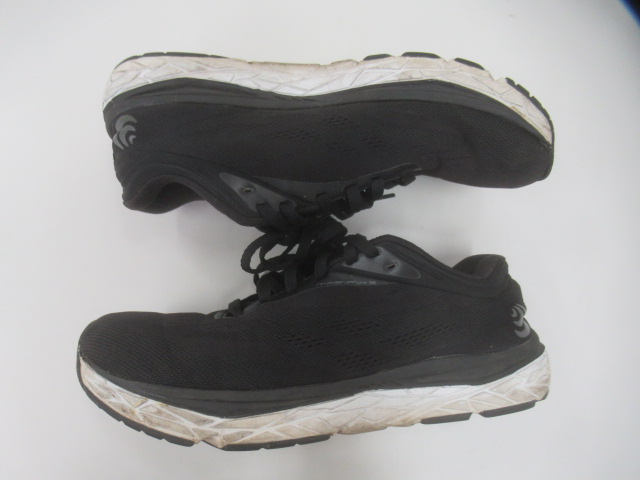その他ブランド  Topo Athletic Magnifly 3