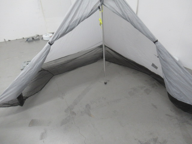 Six Moon Designs（シックスムーンデザインズ）  Deschutes Plus・ポールセット