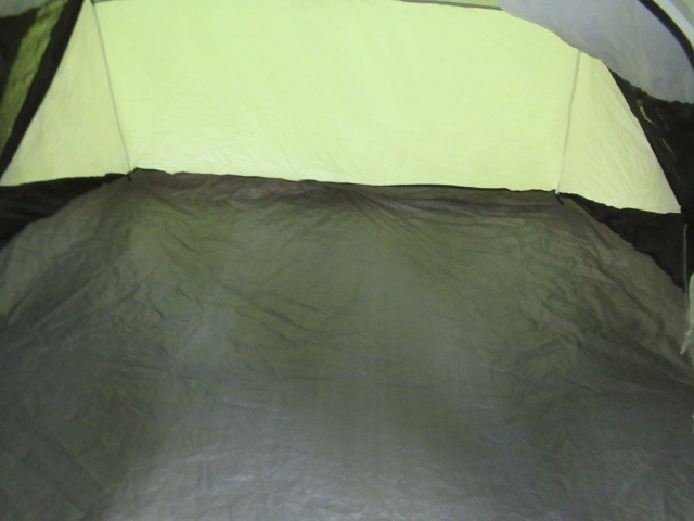 Quechua（ケシュア）  2 SECONDS XL AIR III