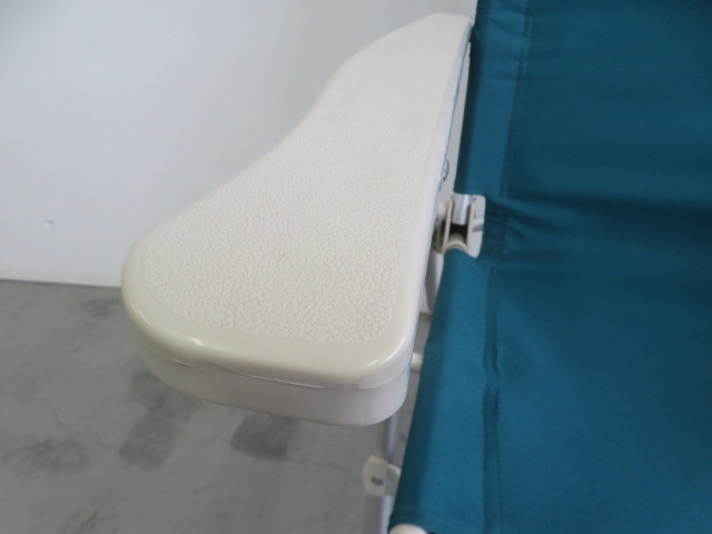 Coleman（コールマン）  リクライニングキャプテンチェア (1)