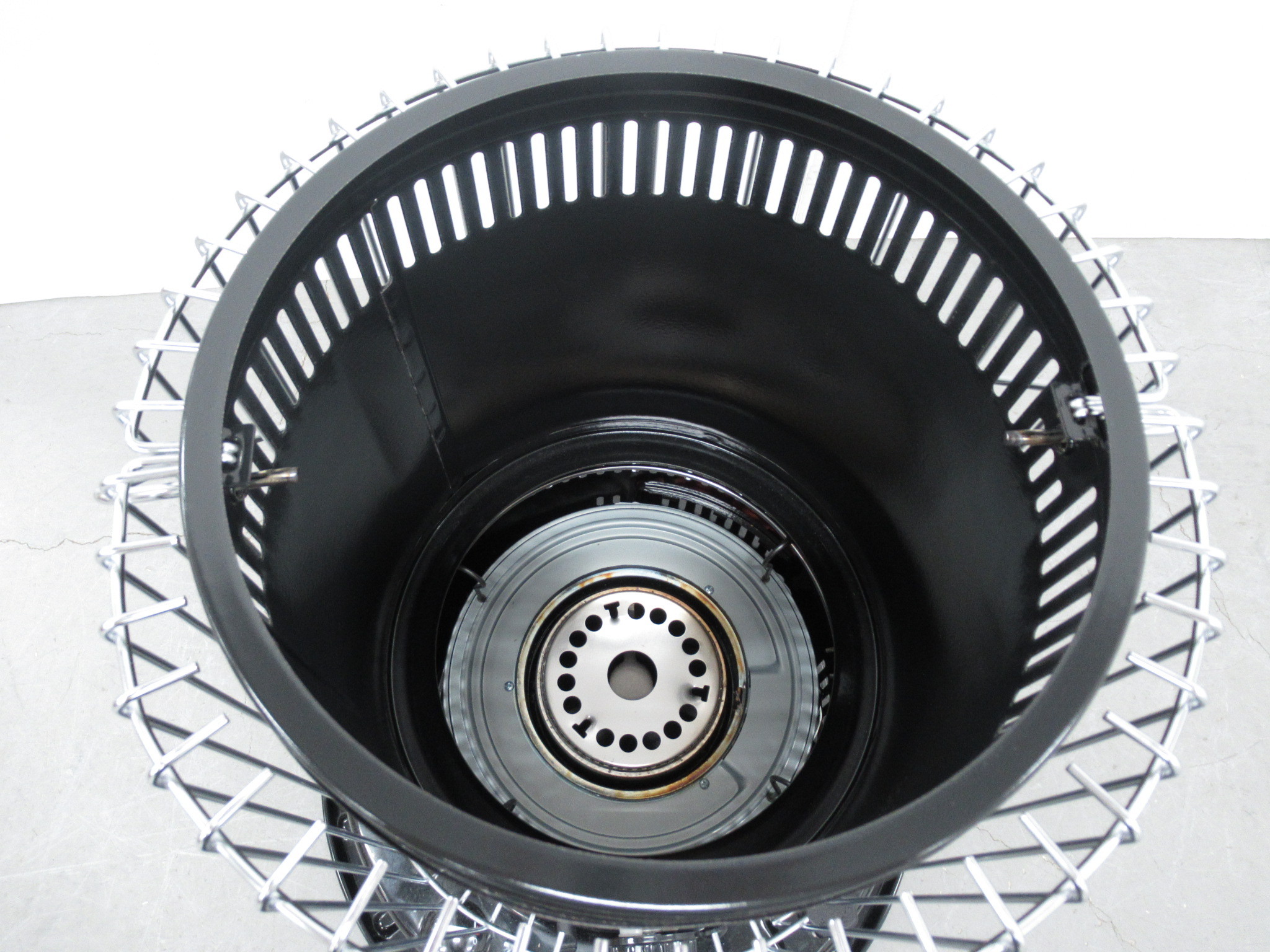 TOYOTOMI（トヨトミ）  対流型 石油ストーブ KS-67H