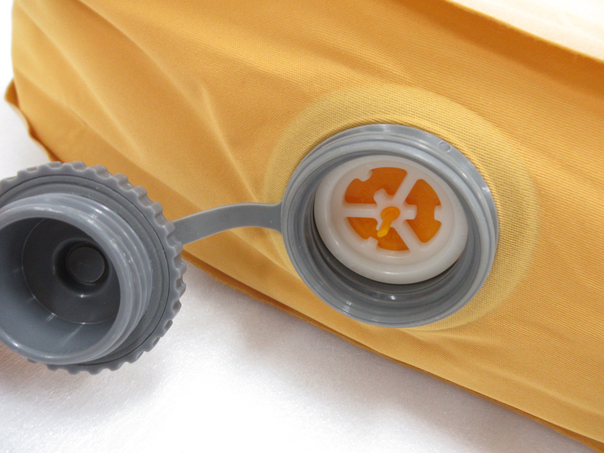 Coleman（コールマン）  キャンパーインフレーターマットハイピーク/ダブル(コヨーテ)