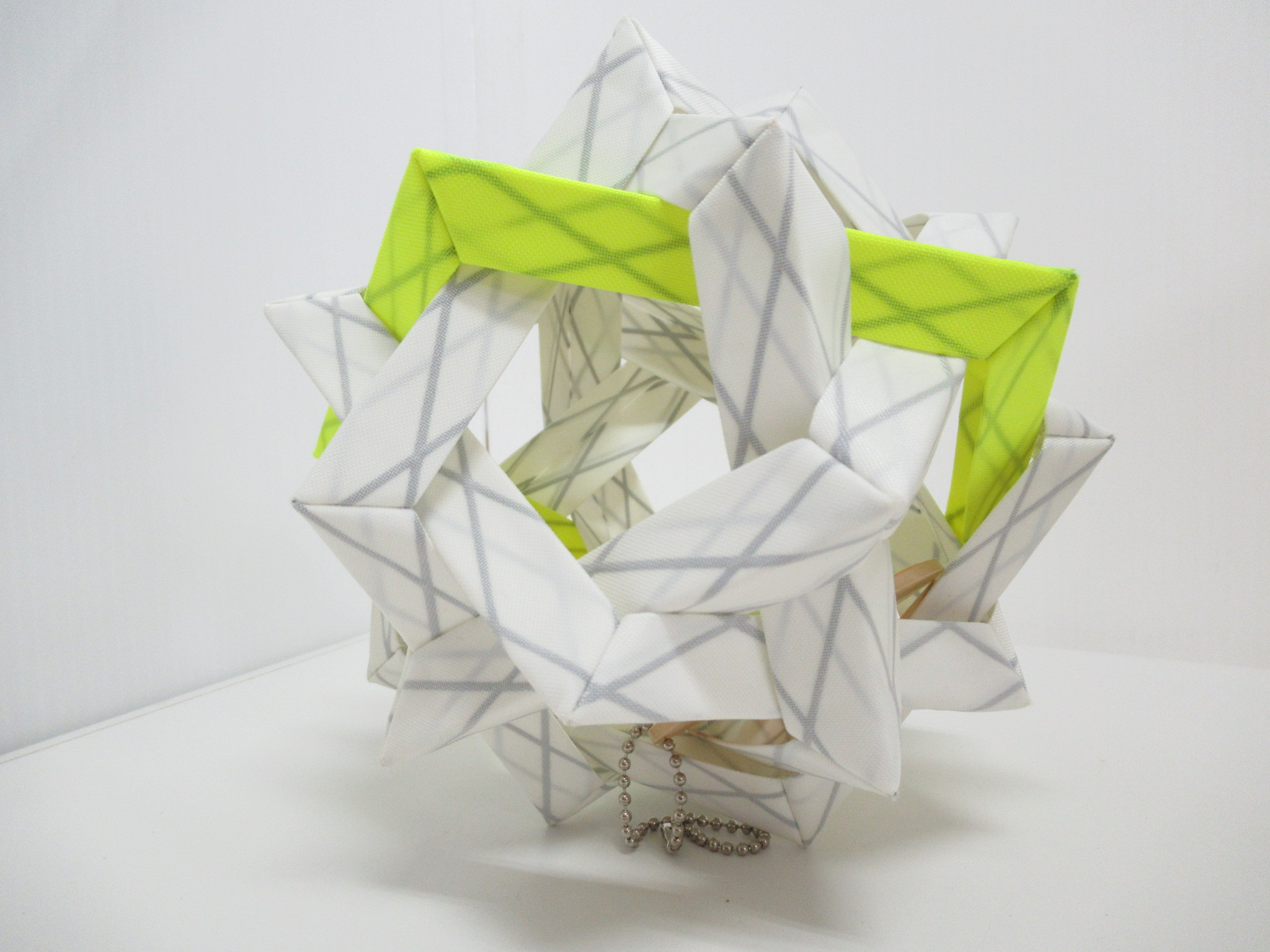 その他ブランド  COLONISTA OMAN10 ホワイト×イエロー