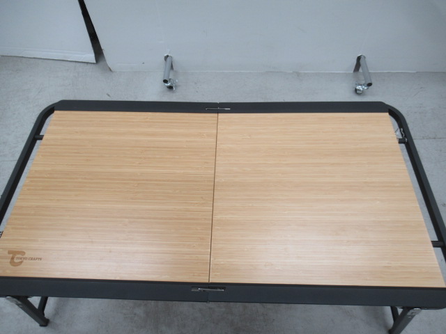 TOKYO CRAFTS（トウキョウクラフト）  スリークモダンテーブル