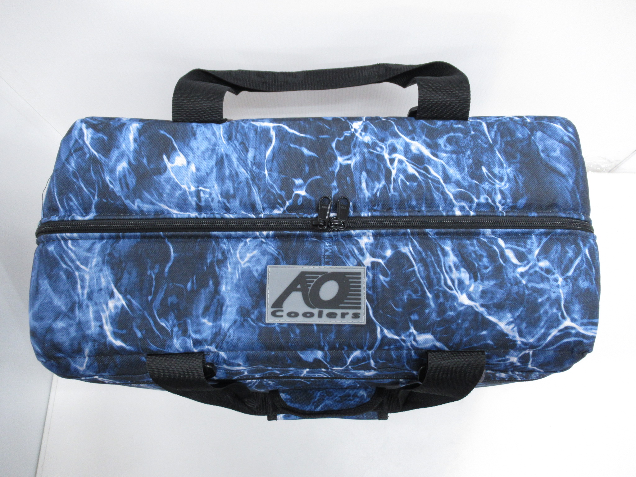 AO Coolers(エーオークーラーズ) クーラーバッグ36 ブルーフィン