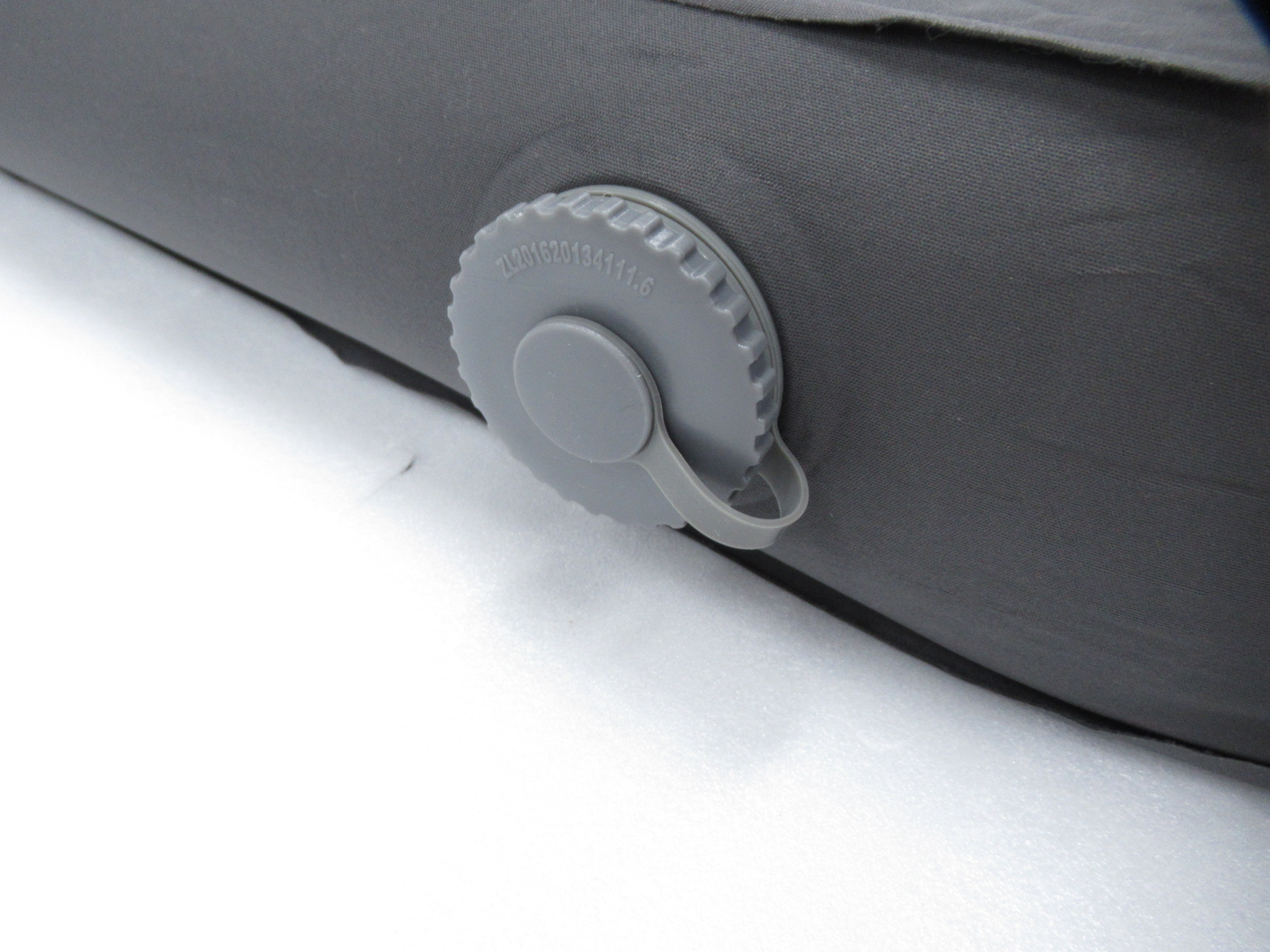 Coleman（コールマン）  キャンパーインフレーターマットハイピーク/ダブル