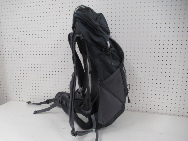 SALOMON（サロモン）  AEROTREK 30+レインカバー