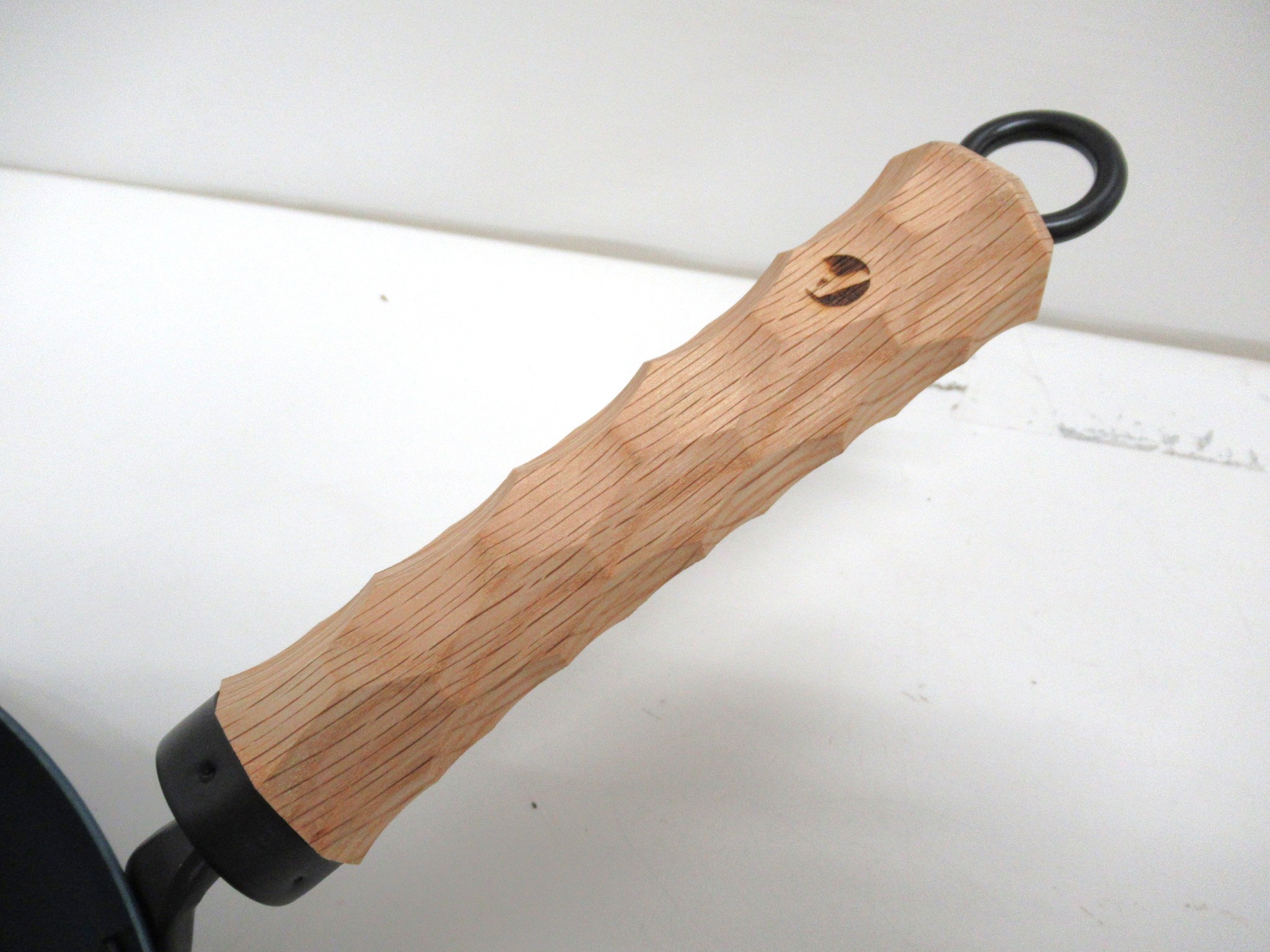 asimocrafts(アシモクラフツ) 鉄フライパン26cm+ステンレスブラック蓋セット