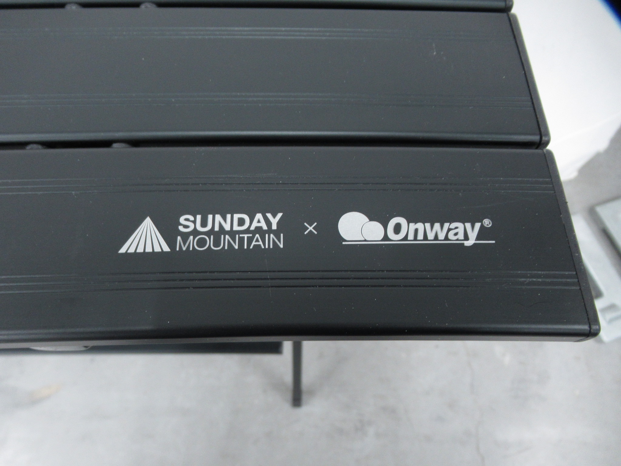 Onway(オンウェー) SUNDAY MOUNTAIN イージーハイテーブル