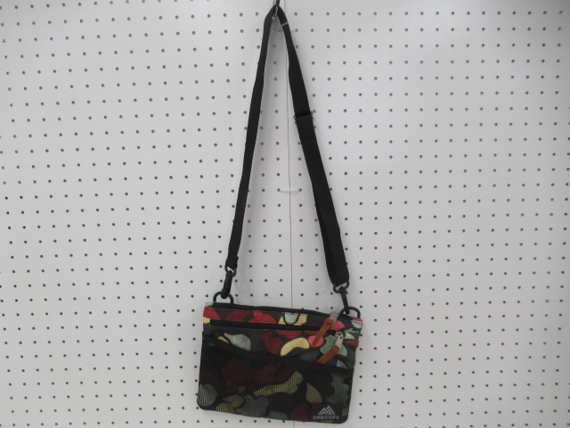 GREGORY（グレゴリー）  クラシックサコッシュM ガーデンカモ