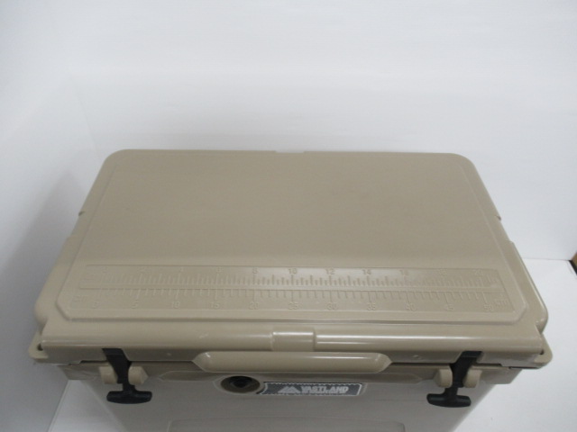 VASTLAND（ヴァストランド）  タフクーラーボックス 42.5L  T型フックタイプ タン