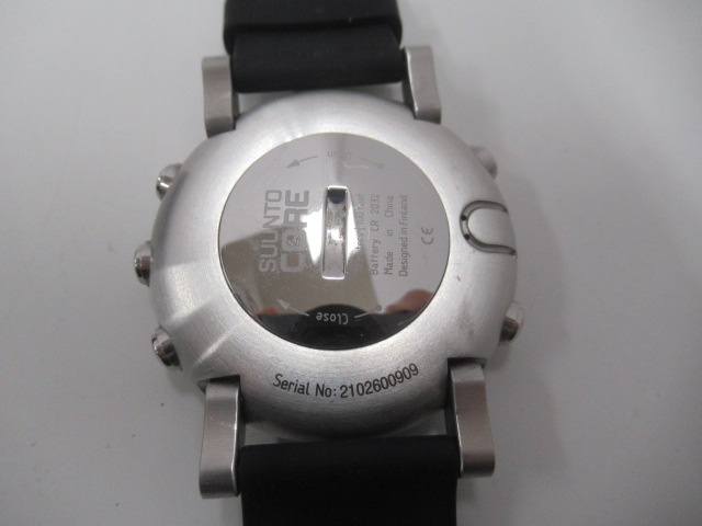 SUUNTO（スント）  Suunto Core Brushed Steel