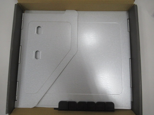 Snow Peak（スノーピーク）  テーブルトップアーキテクトウィンドスクリーン