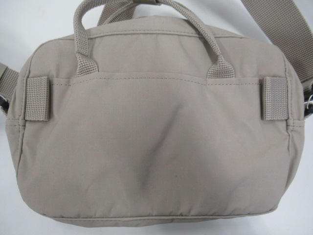 FJALLRAVEN（フェールラーベン）  カンケン クロスボディ