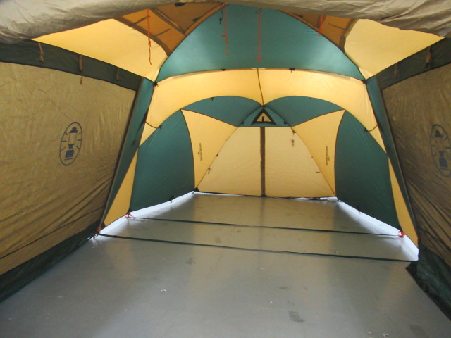 Coleman（コールマン）  ラウンドスクリーン2ルームハウス