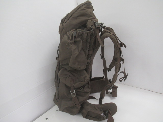 FJALLRAVEN（フェールラーベン）  Singi 48 ギアホルダーセット Dark Olive