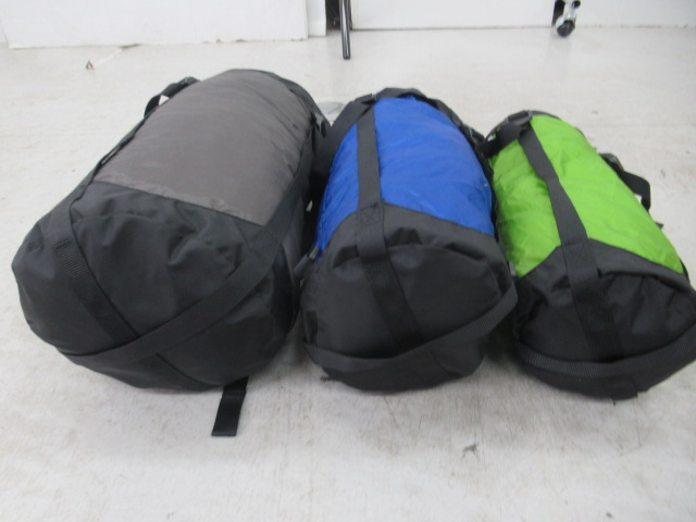 ISUKA（イスカ）  ウルトラライトコンプレッションバッグ セット