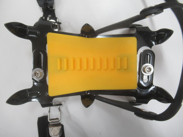 EVERNEW（エバニュー）  幅調節式6本爪アイゼン EBY015