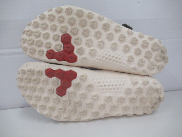 VIVOBAREFOOT（ビボベアフット）  TRACKER SANDAL M グレー