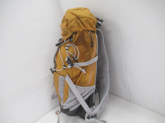 MOUNTAIN HARDWEAR（マウンテンハードウェア）  コア 18