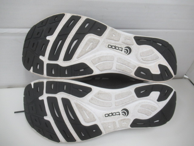 その他ブランド  Topo Athletic ST-4