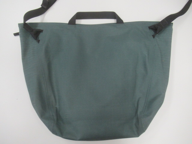 ARC'TERYX（アークテリクス）  GRANVILLE SHOULDER BAG
