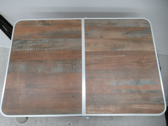 VASTLAND（ヴァストランド）  ストレージ付きアウトドアテーブル 90cm×60cm