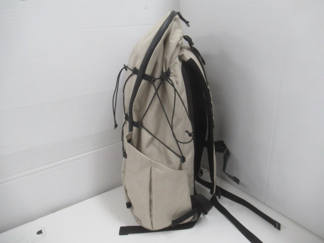 and wander（アンドワンダー）  Heather Backpack