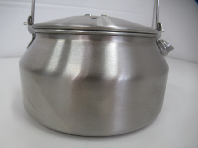 GSI（ジーエスアイ）  グレイシャーステンレス ケトル0.9L
