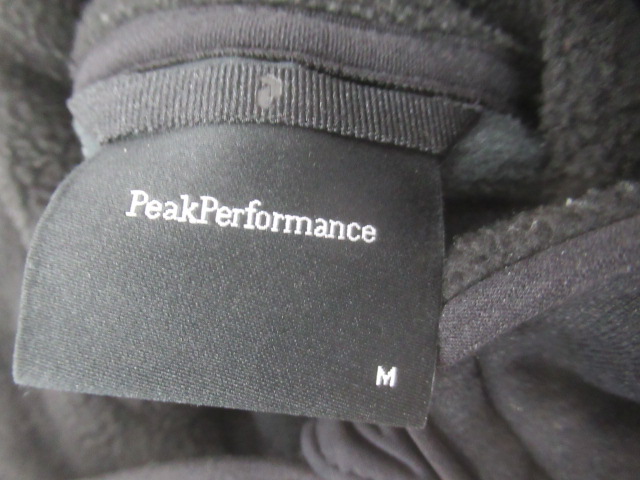 Peak Performance（ピークパフォーマンス）  チル ジップ フード