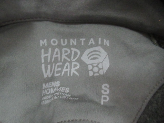 MOUNTAIN HARDWEAR（マウンテンハードウェア）  エアメッシュ 1/2 ジップ