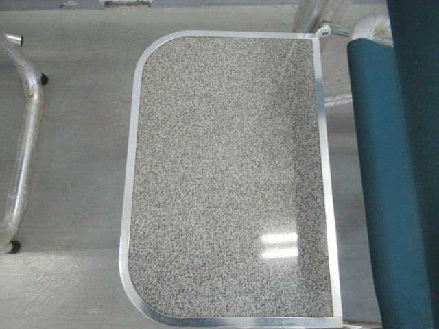 North Eagle（ノースイーグル）  サイドテーブル付きチェア2脚セット