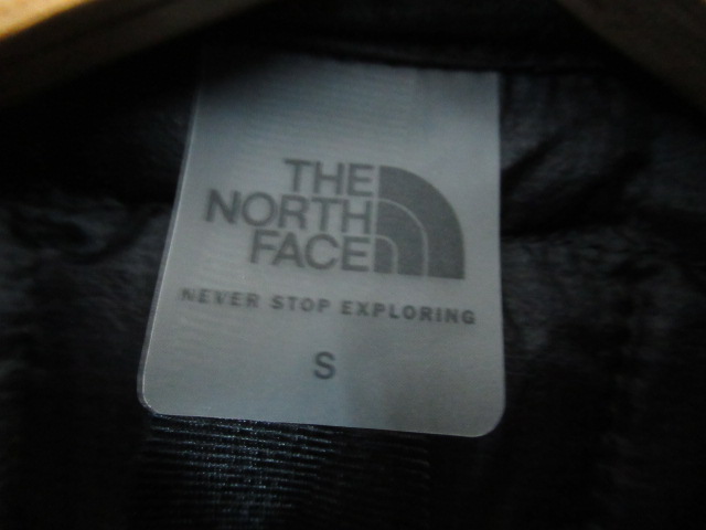 THE NORTH FACE（ノースフェイス）  レッドポイントベリーライトジャケット メンズ