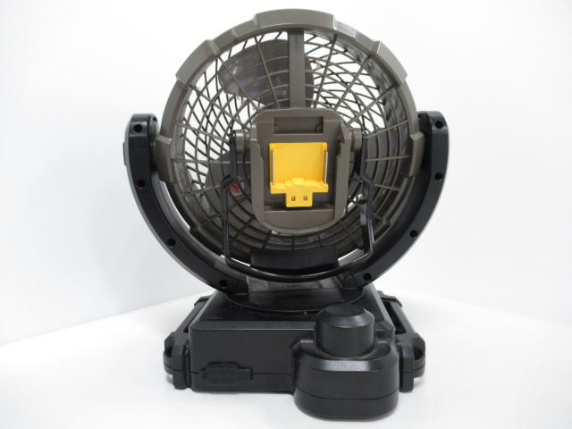 Snow Peak(スノーピーク)  フィールドファン