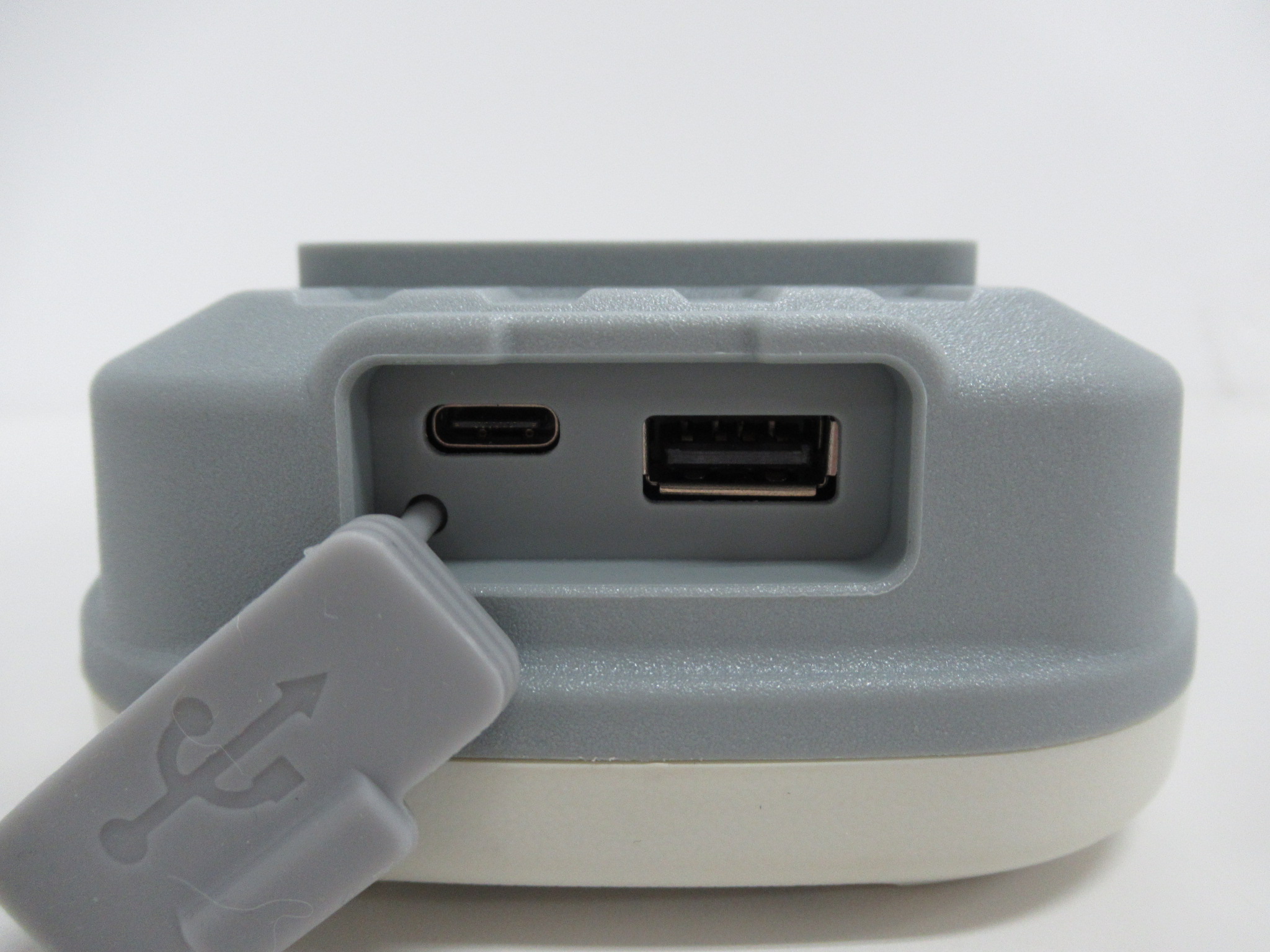 mont-bell（モンベル）  サテライト マルチランプ