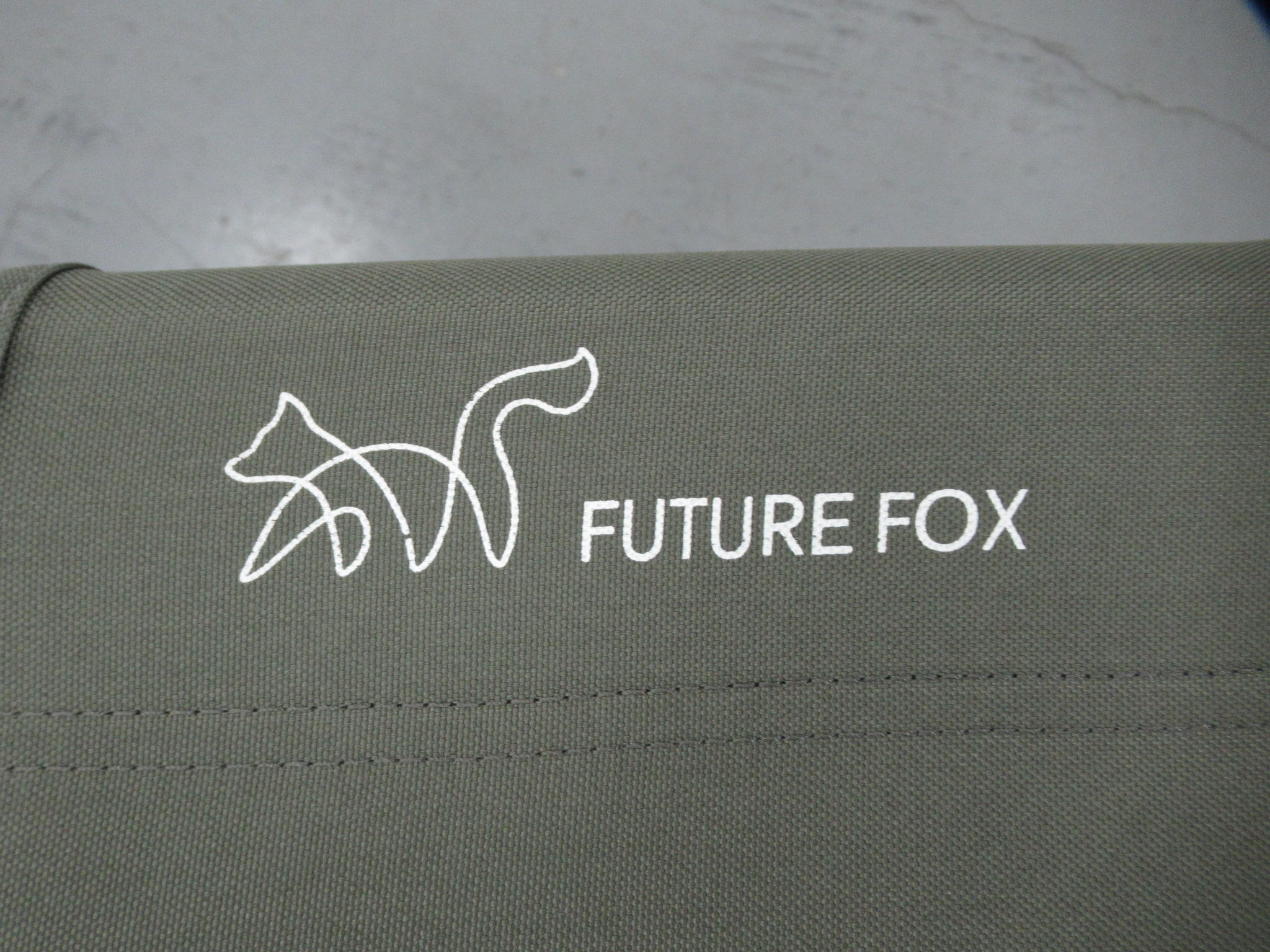 FUTURE FOX（フューチャーフォックス）  2WAY ワイドコット (1)