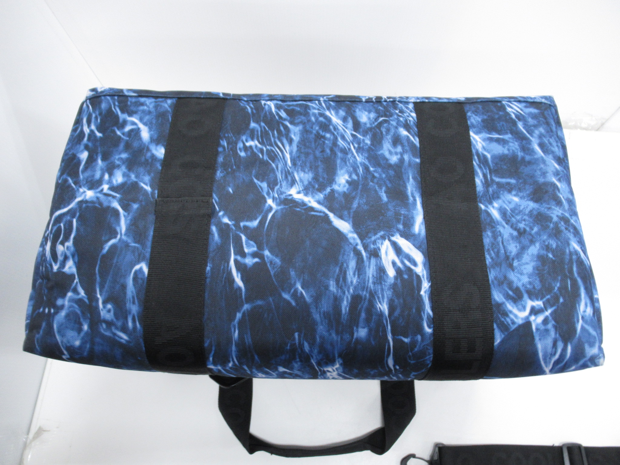 AO Coolers(エーオークーラーズ) クーラーバッグ36 ブルーフィン