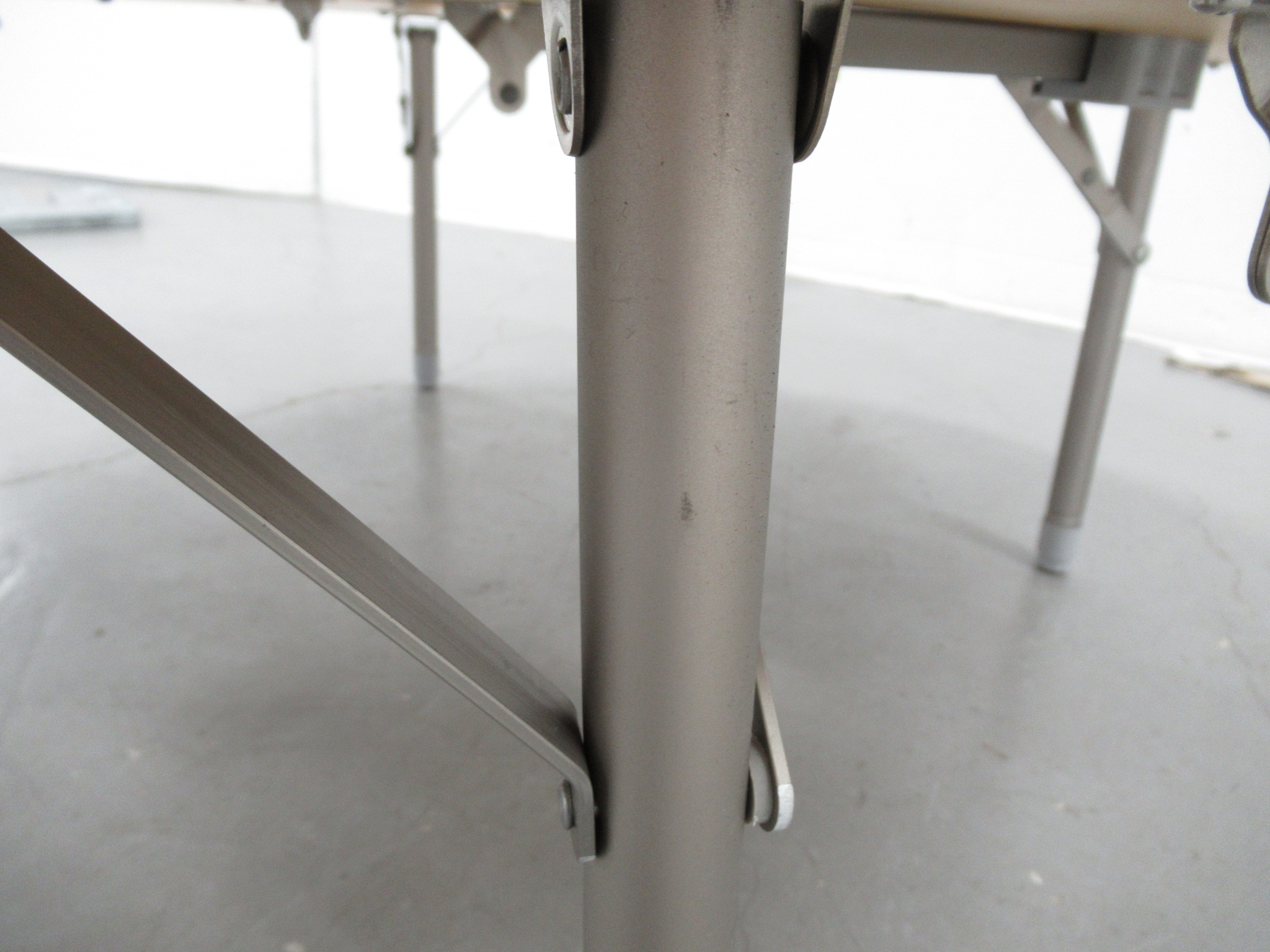 NEUTRAL OUTDOOR（ニュートラルアウトドア）  バンブーラウンドテーブル